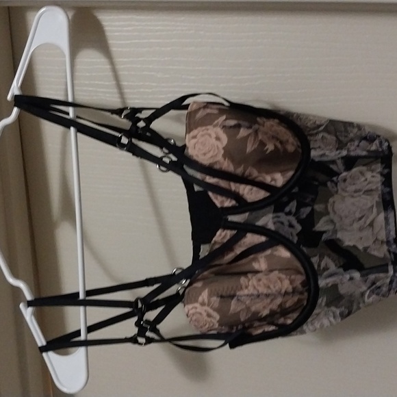 Viictoria's Secret corset - Picture 3 of 14